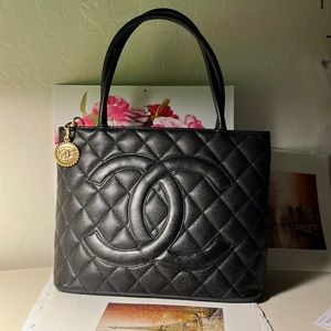 Chanel Quilted Caviar Medallion Bag-Black